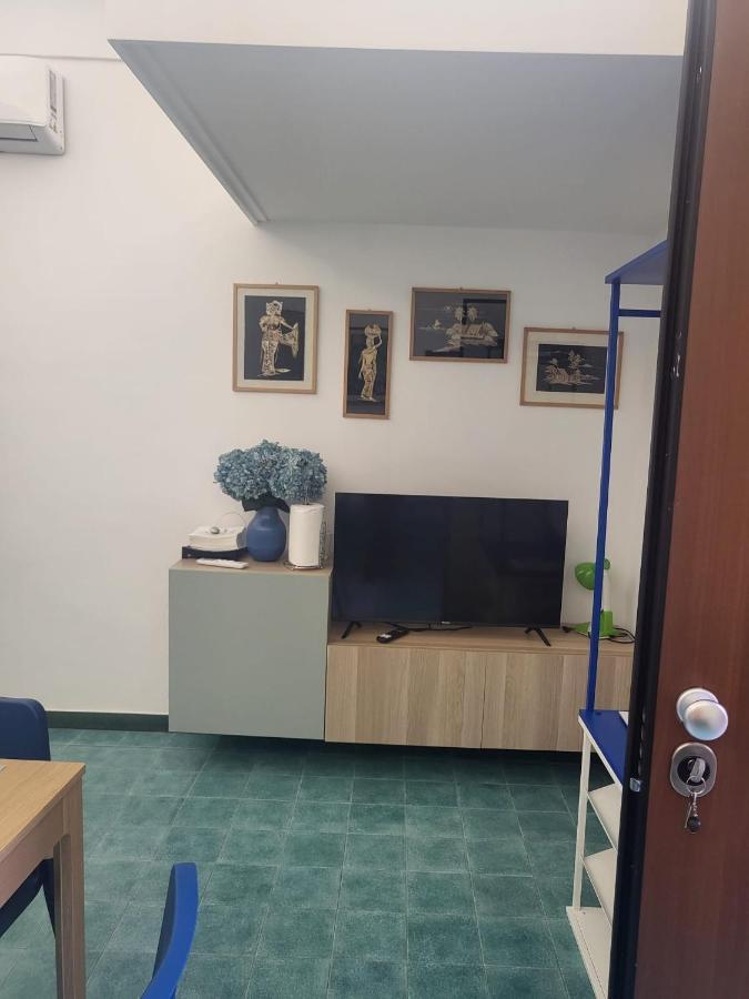 托雷安农齐亚塔Il Balcone Sulla Piazza别墅 外观 照片