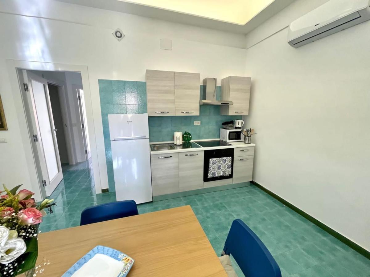 托雷安农齐亚塔Il Balcone Sulla Piazza别墅 外观 照片